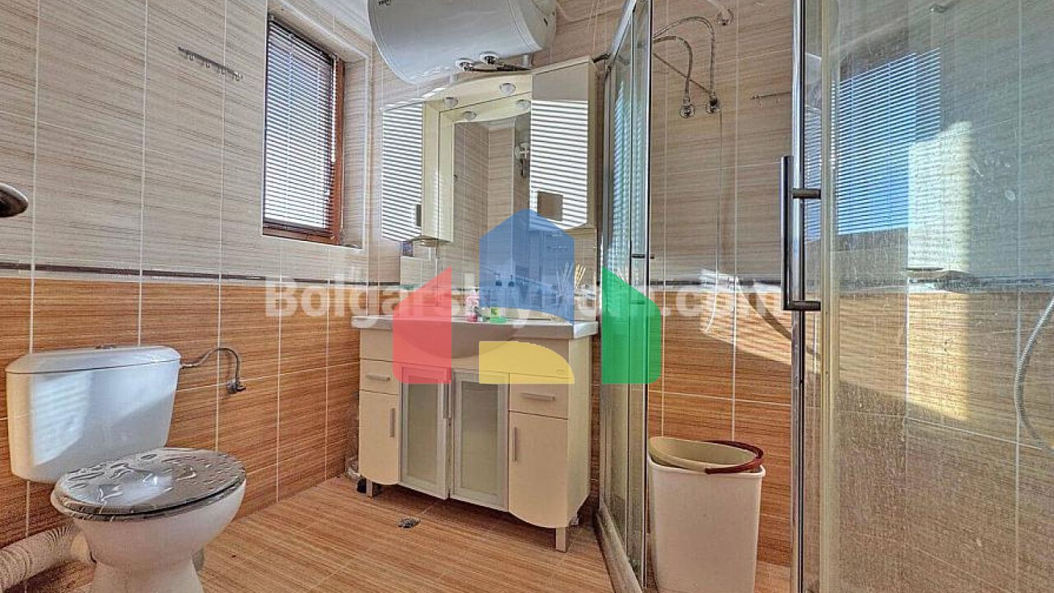 Двухкомнатная квартира в Антония