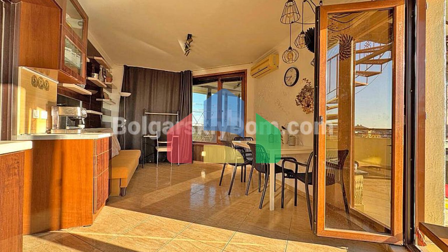 Двухкомнатная квартира в Антония