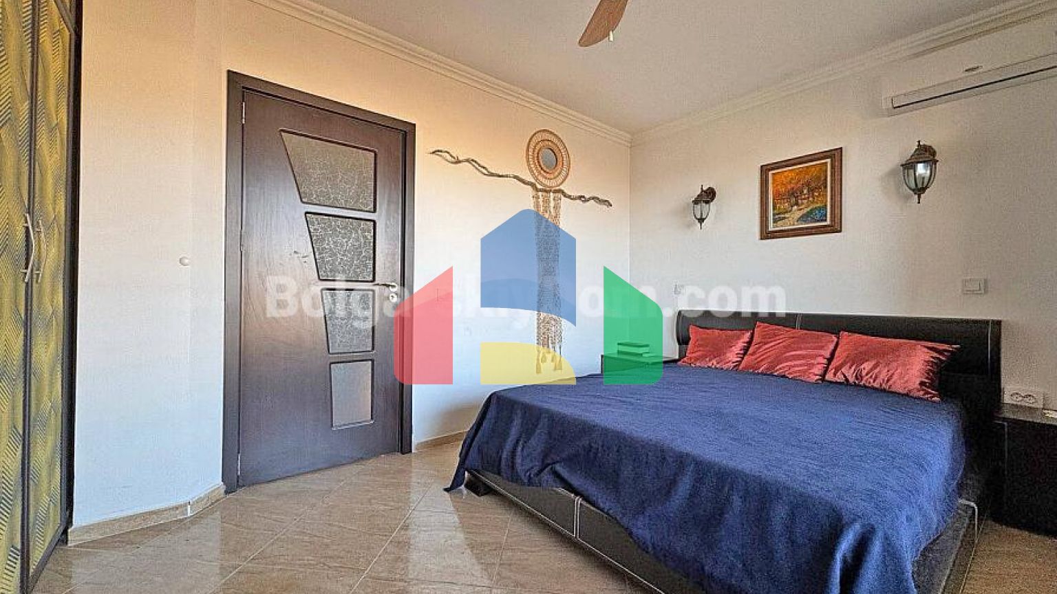 Двухкомнатная квартира в Антония