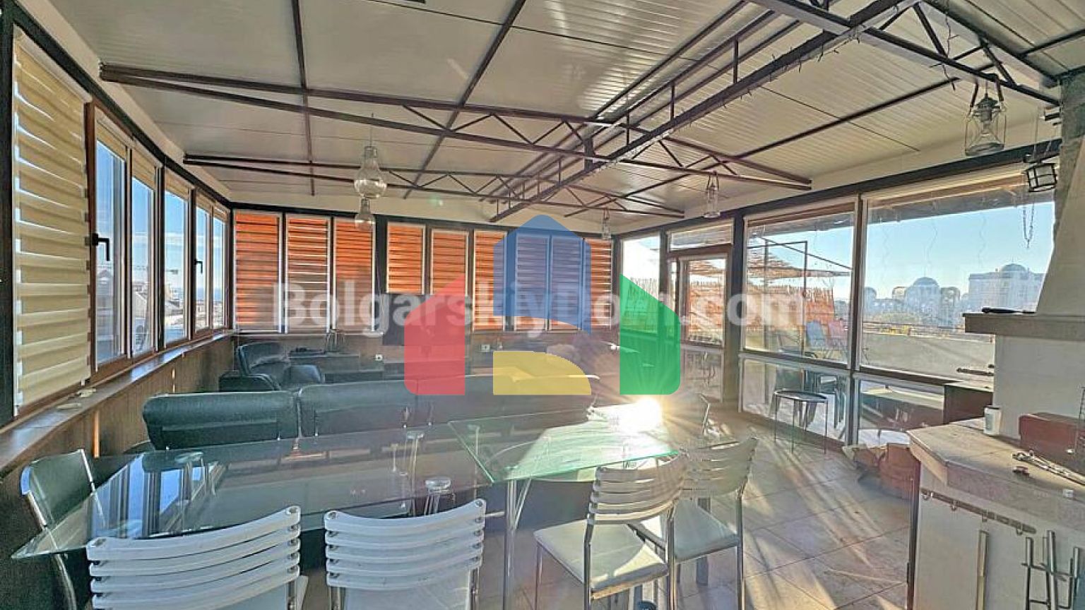 Двухкомнатная квартира в Антония