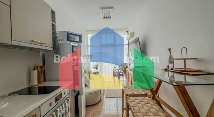 Двокімнатна квартира в Адмірал