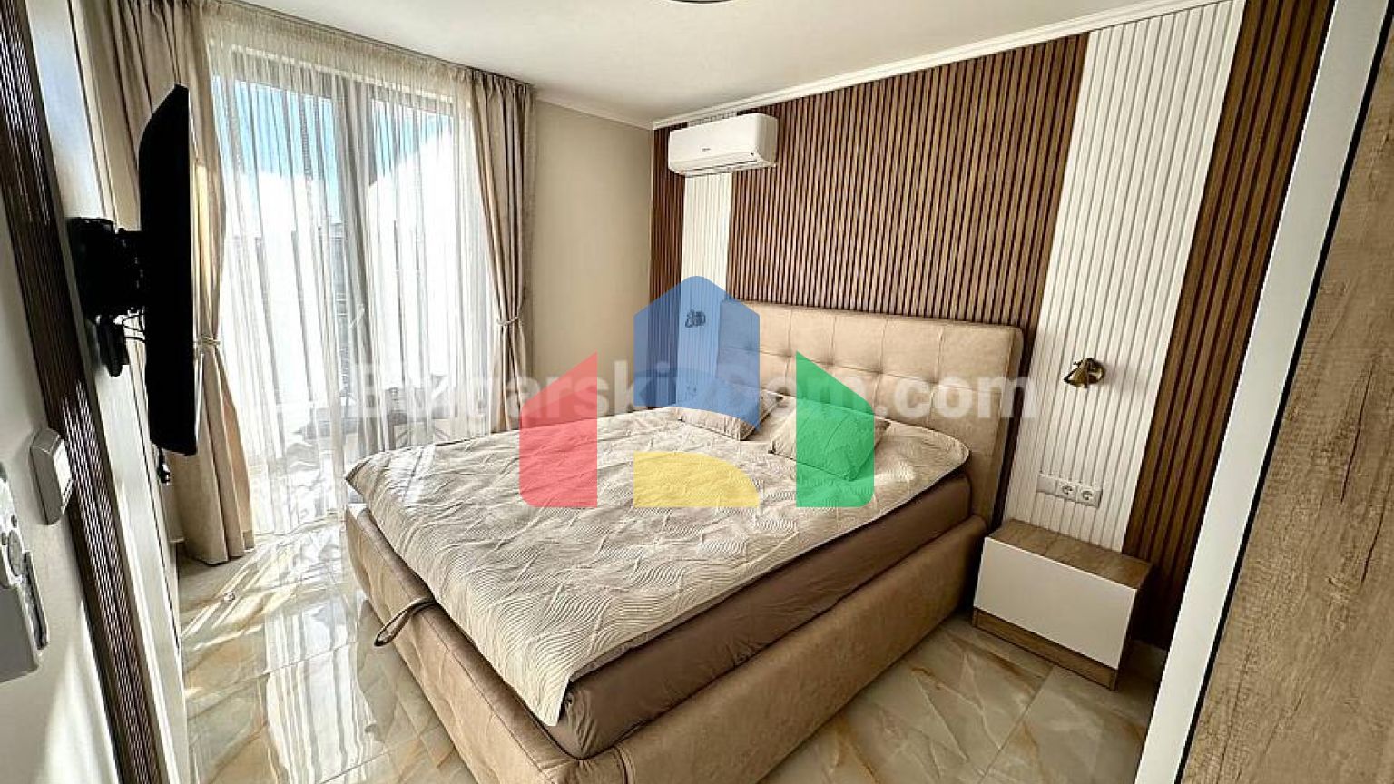 Трикімнатна квартира в Імперіум 1