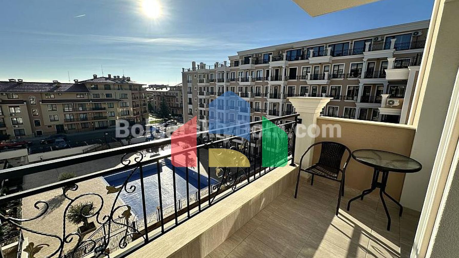 Трикімнатна квартира в Імперіум 1