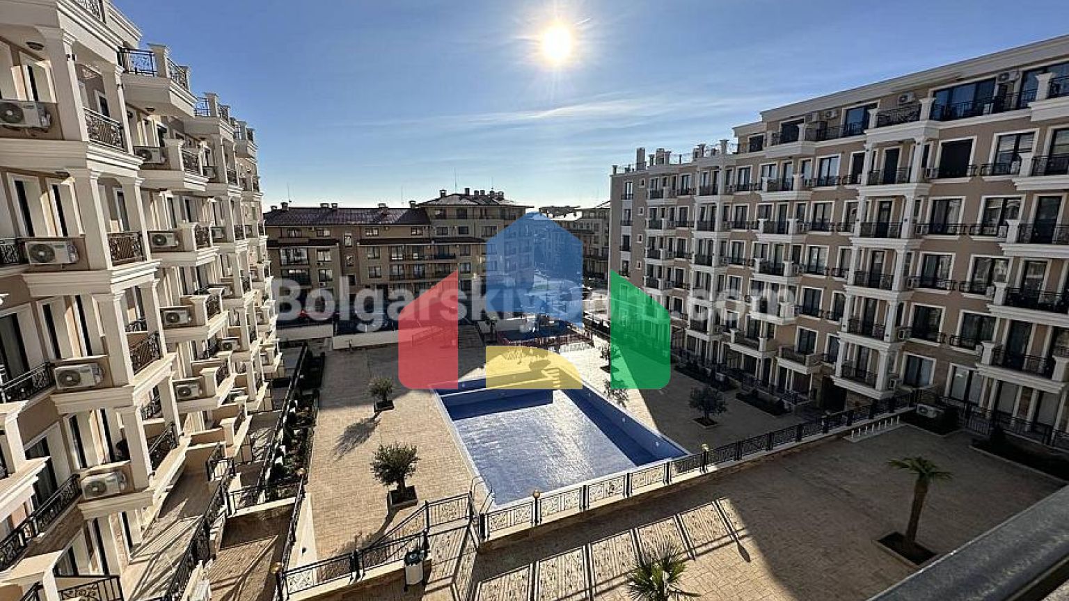 Трикімнатна квартира в Імперіум 1