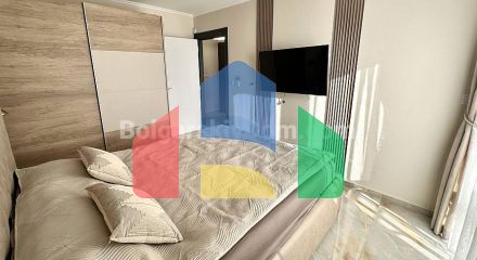 Трикімнатна квартира в Імперіум 1