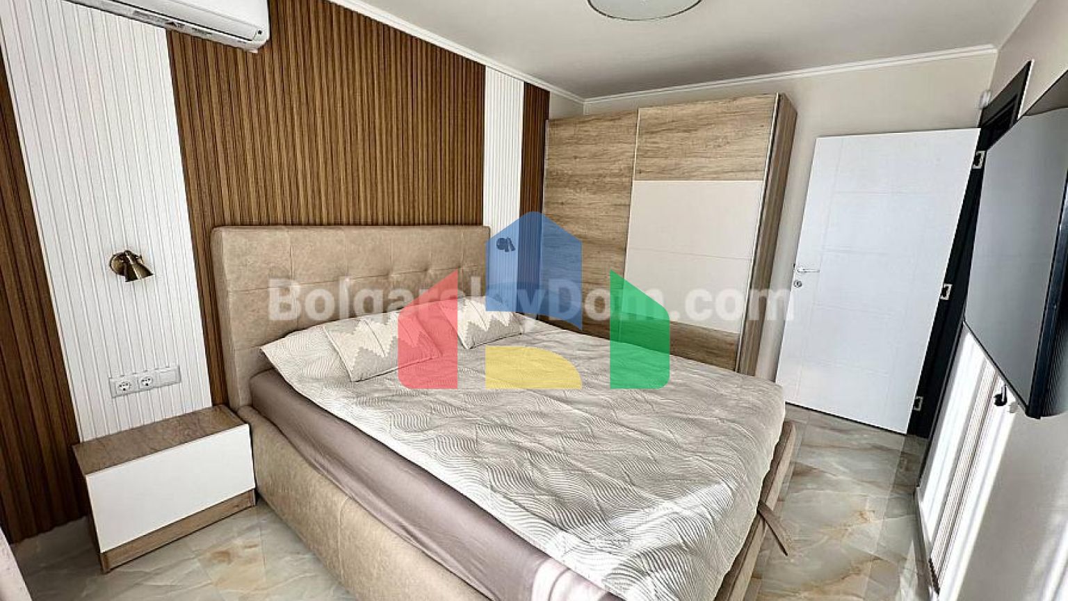 Трикімнатна квартира в Імперіум 1