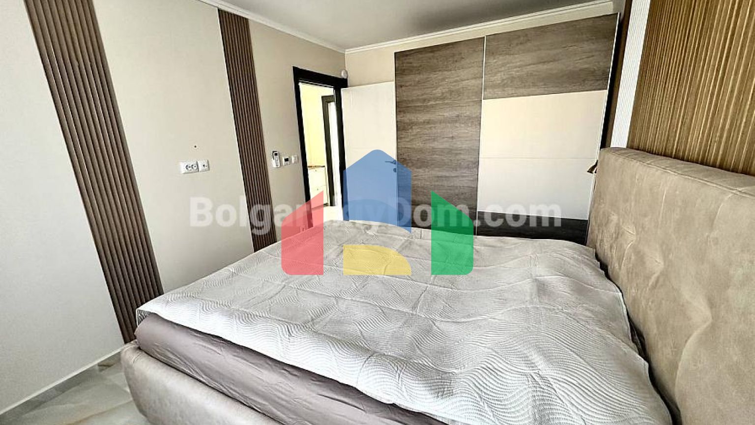 Трикімнатна квартира в Імперіум 1