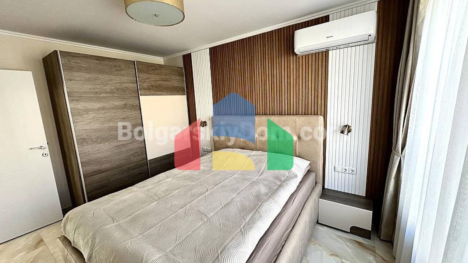 Трикімнатна квартира в Імперіум 1