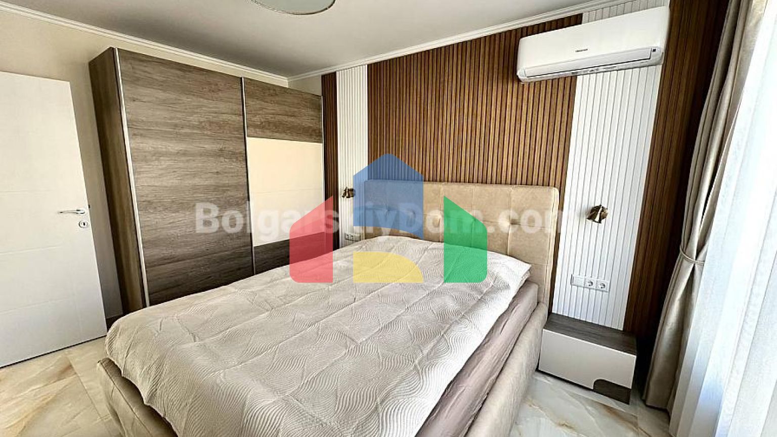 Трикімнатна квартира в Імперіум 1