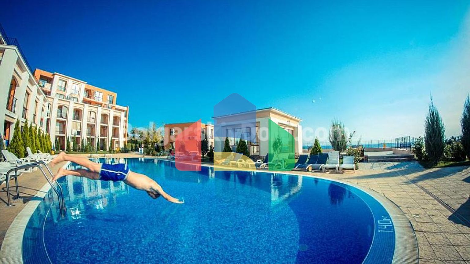 Трикімнатна квартира в Сі Форт Клуб