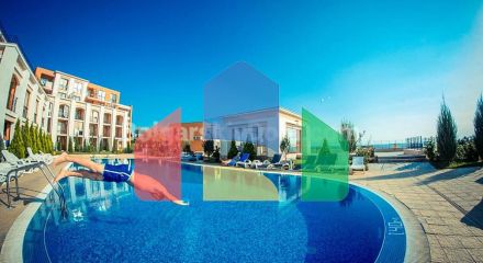 Трикімнатна квартира в Сі Форт Клуб