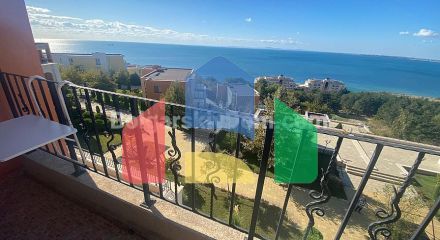 Трикімнатна квартира в Сі Форт Клуб