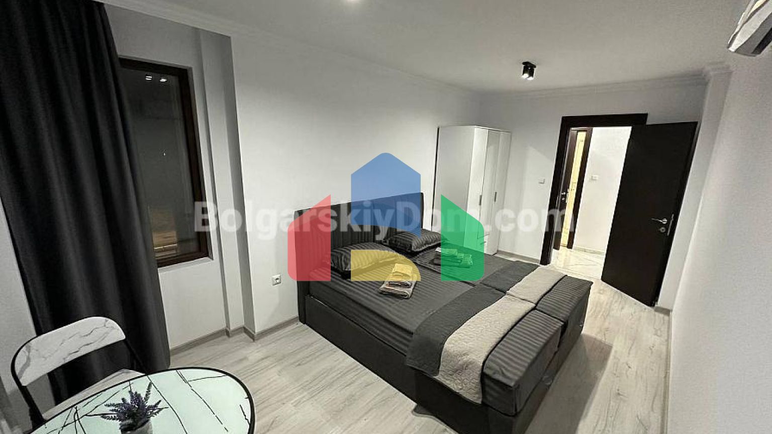 Трикімнатна квартира в Етера 4