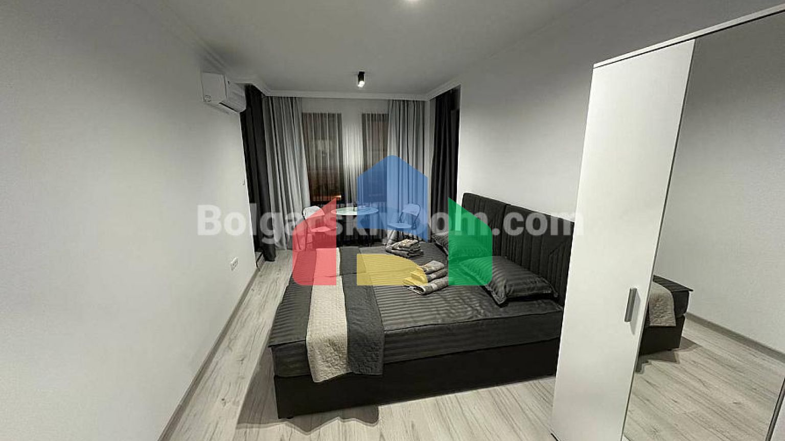 Трикімнатна квартира в Етера 4