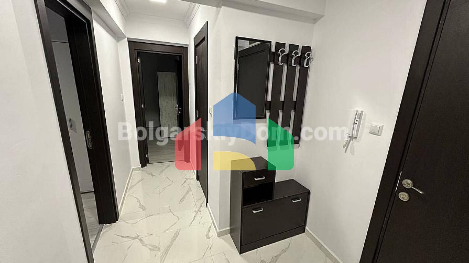 Трикімнатна квартира в Етера 4