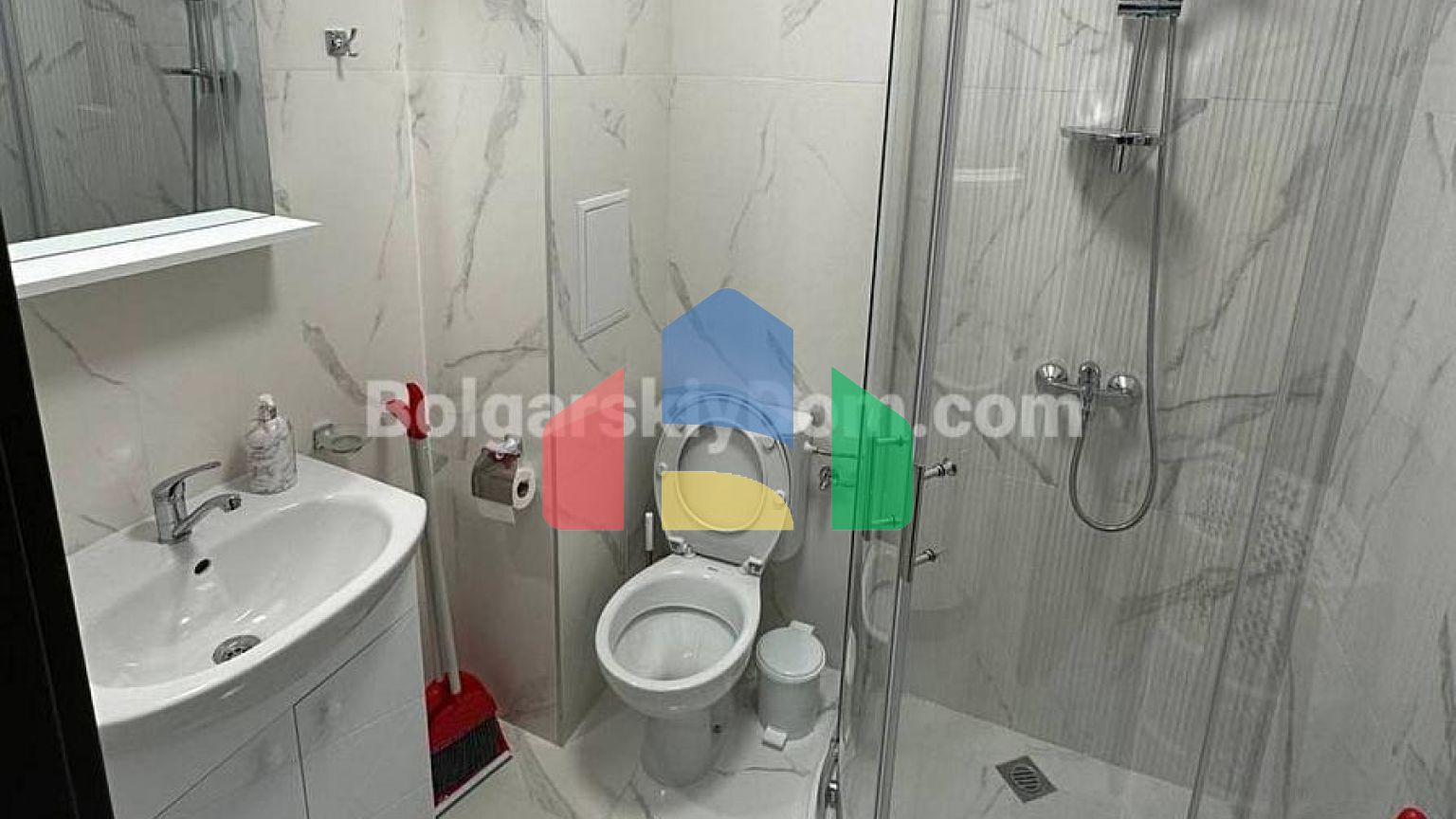 Трикімнатна квартира в Етера 4