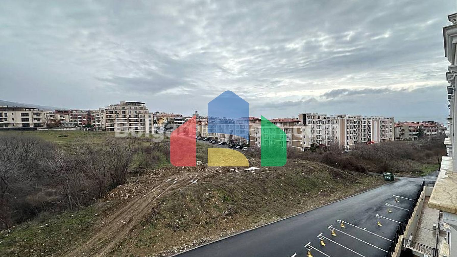 Квартира-студія в Імперіум 1