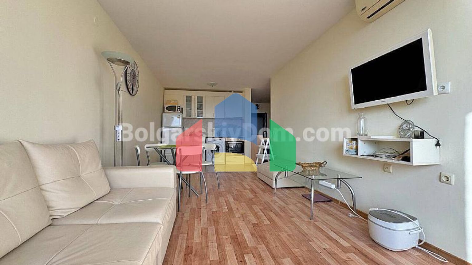 Трикімнатна квартира в Сі Форт Клуб