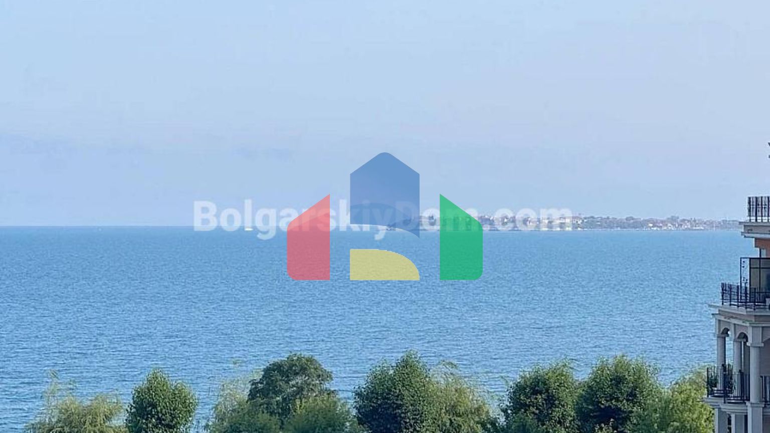 Квартира-студія в Прем'єр Форт Біч