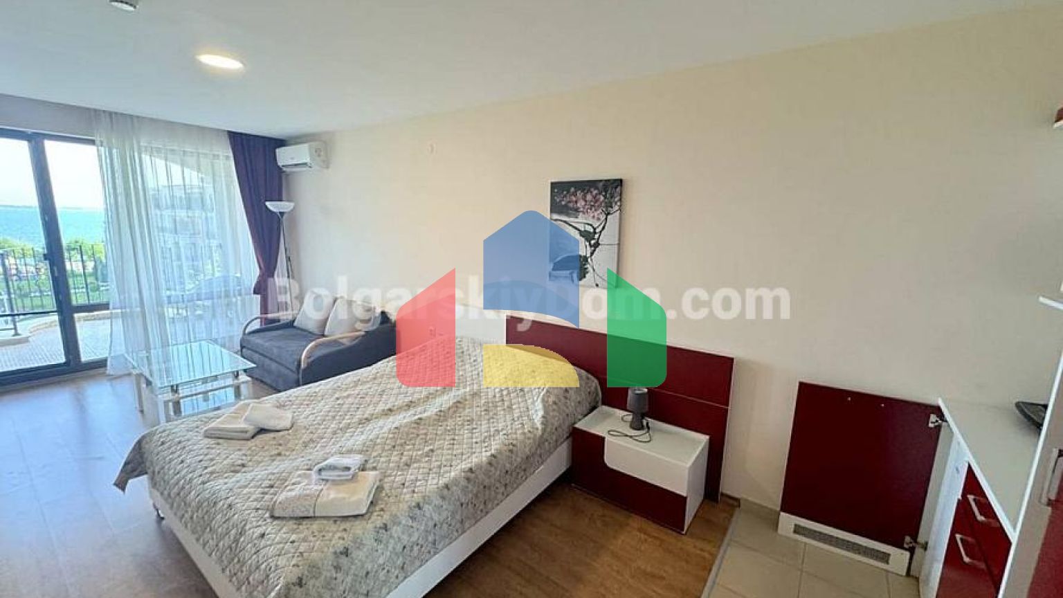 Квартира-студія в Прем'єр Форт Біч