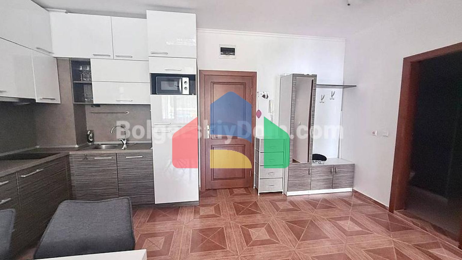 Двухкомнатная квартира в Сан Вейв