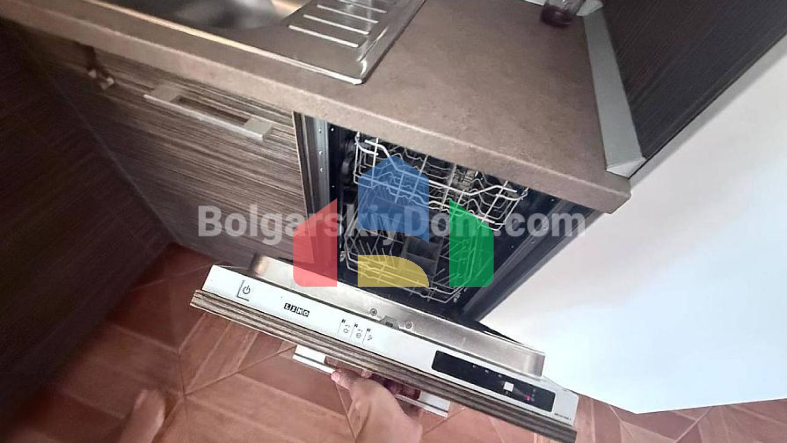 Двухкомнатная квартира в Сан Вейв