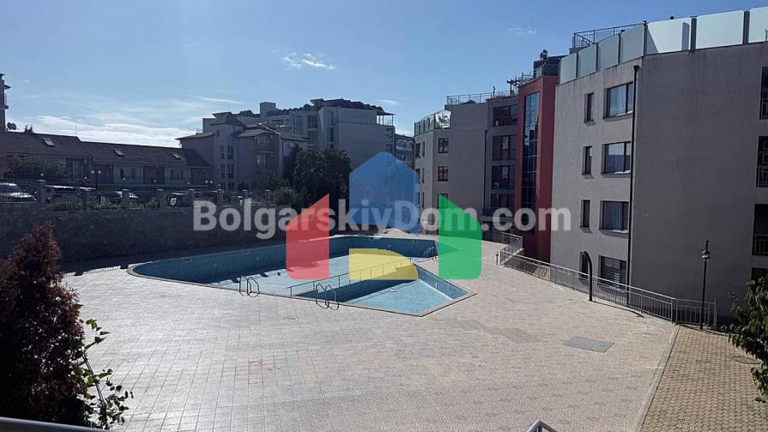 Двухкомнатная квартира в Сан Вейв