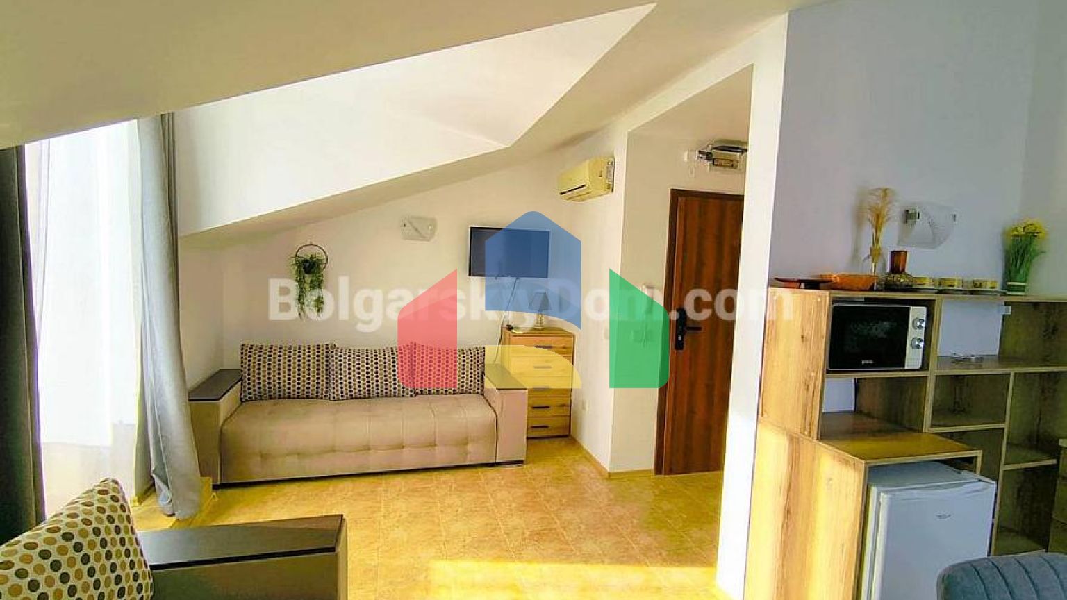 Двухкомнатная квартира в Морски Фар