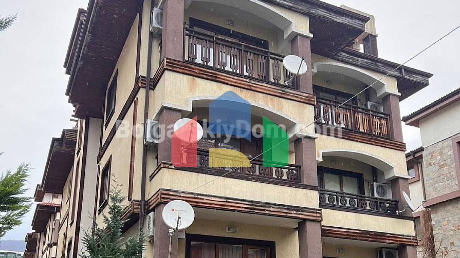 Квартира-студия в Вилидж Хаус