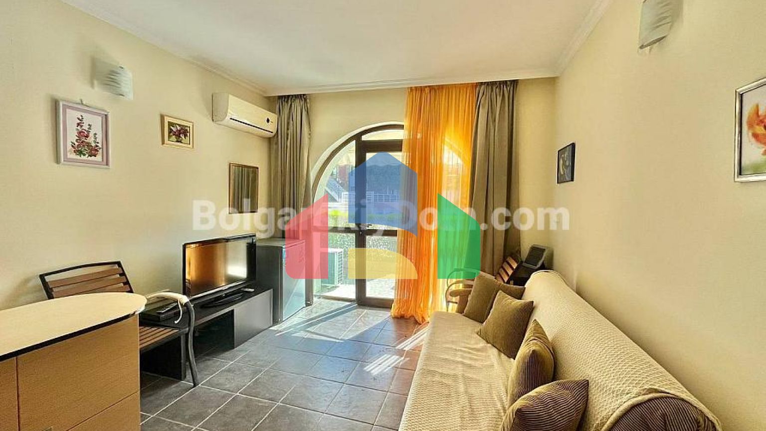 Квартира-студия в Сейнт Георг Палас