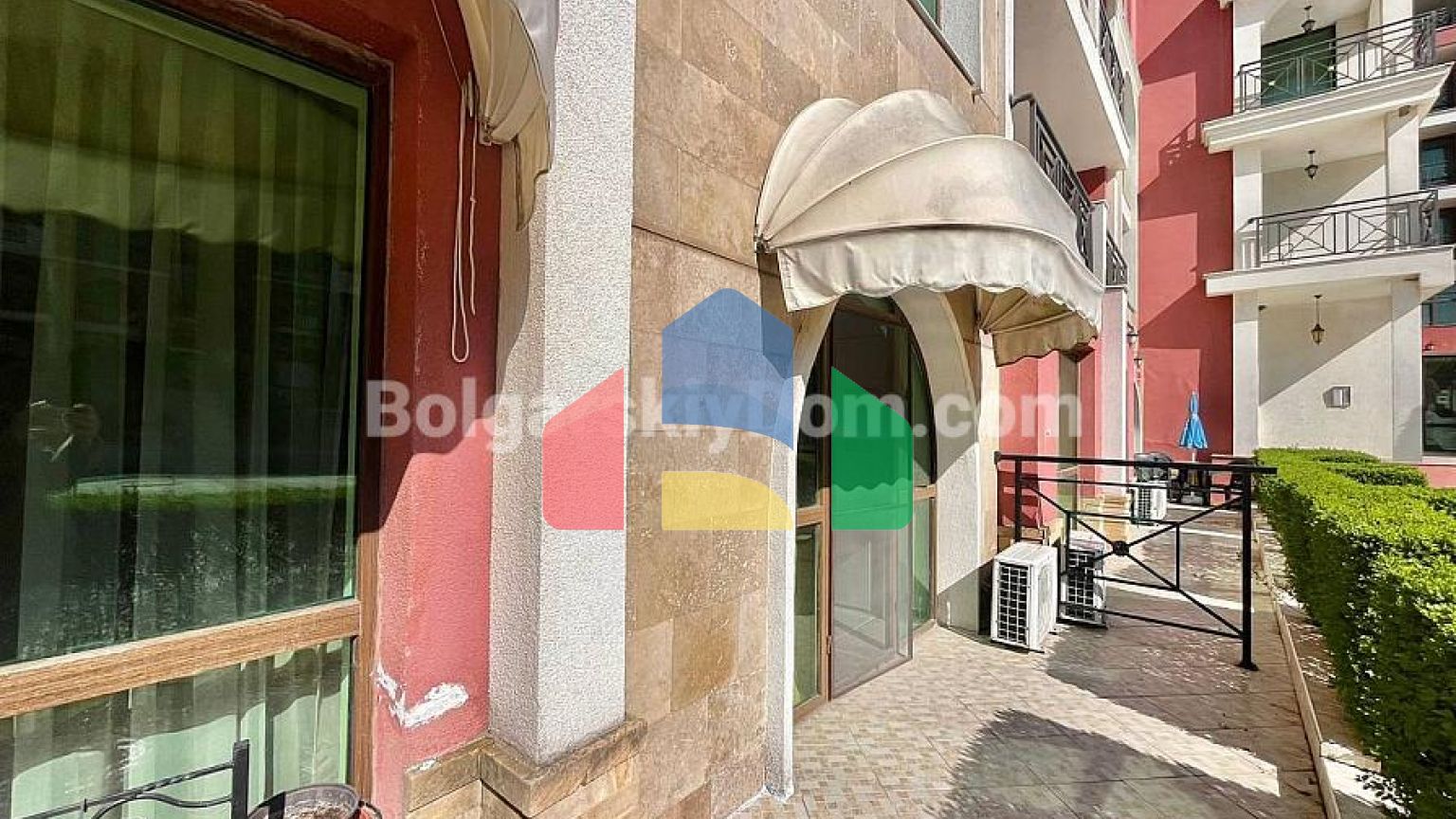 Квартира-студия в Сейнт Георг Палас