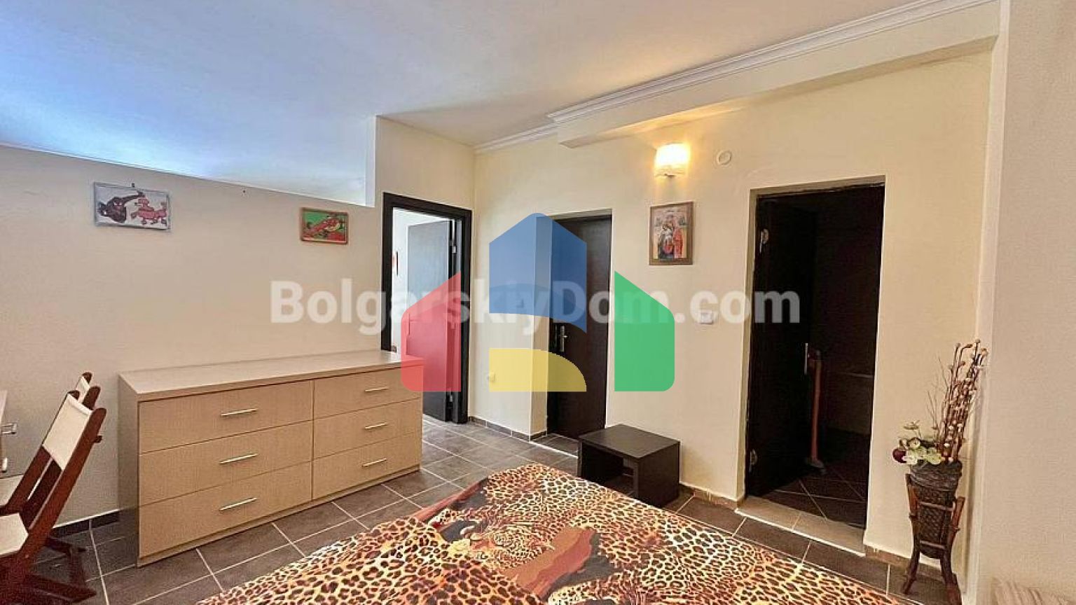 Квартира-студия в Сейнт Георг Палас