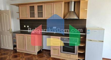 Трехкомнатная квартира в районе Русалка