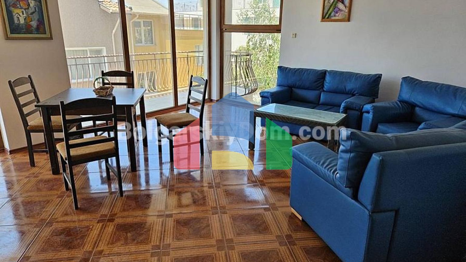 Трехкомнатная квартира в районе Русалка