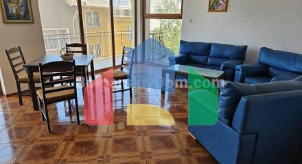 Трехкомнатная квартира в районе Русалка