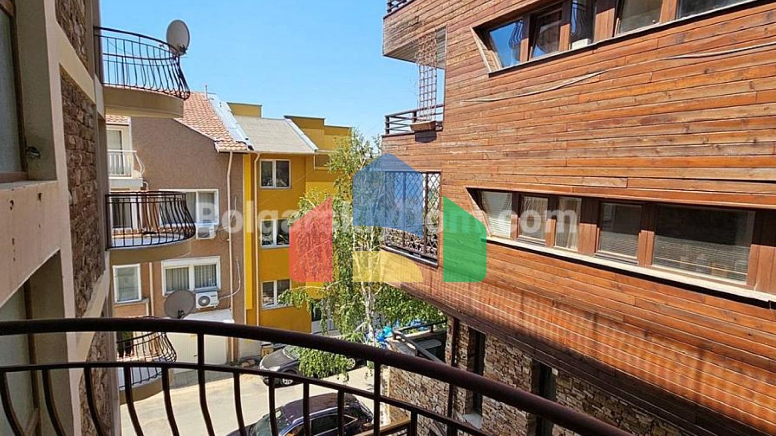 Трехкомнатная квартира в районе Русалка