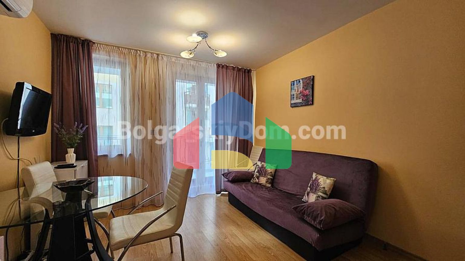 Двухкомнатная квартира в Райский Сад