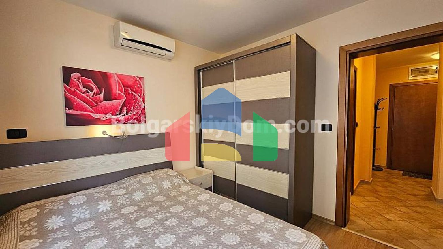 Двухкомнатная квартира в Райский Сад