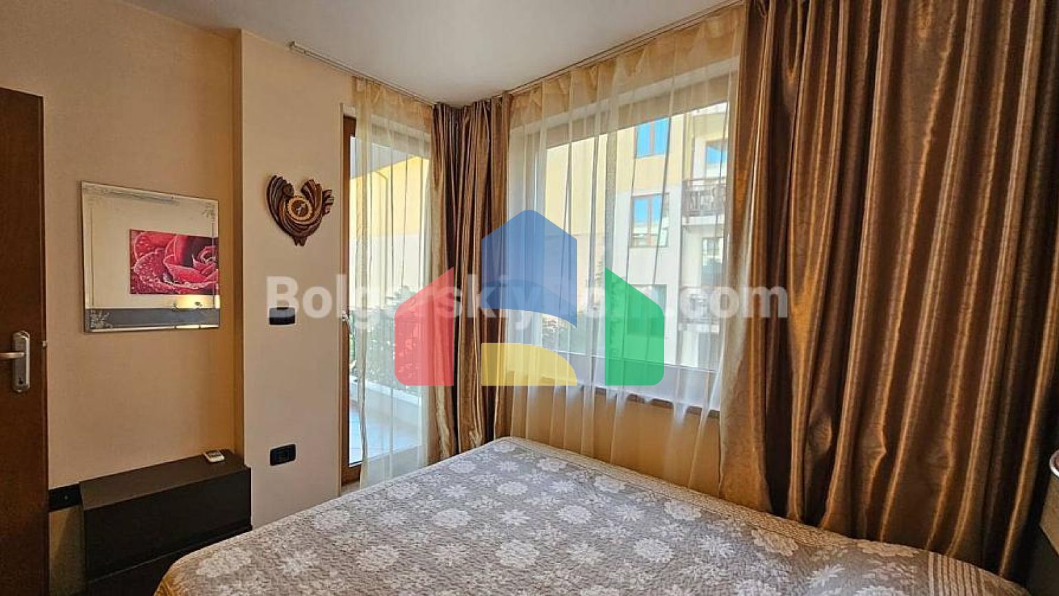 Двухкомнатная квартира в Райский Сад