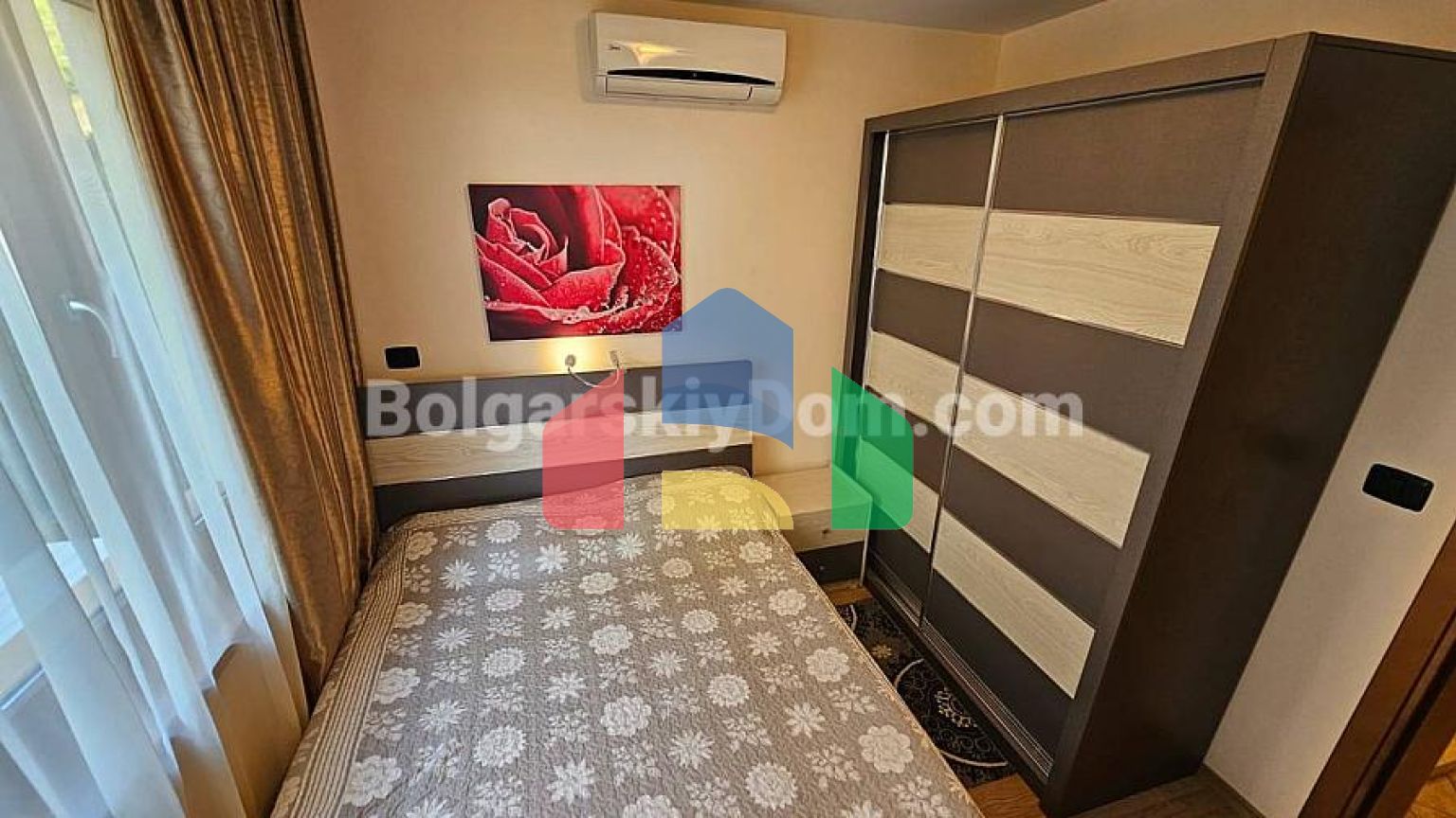 Двухкомнатная квартира в Райский Сад