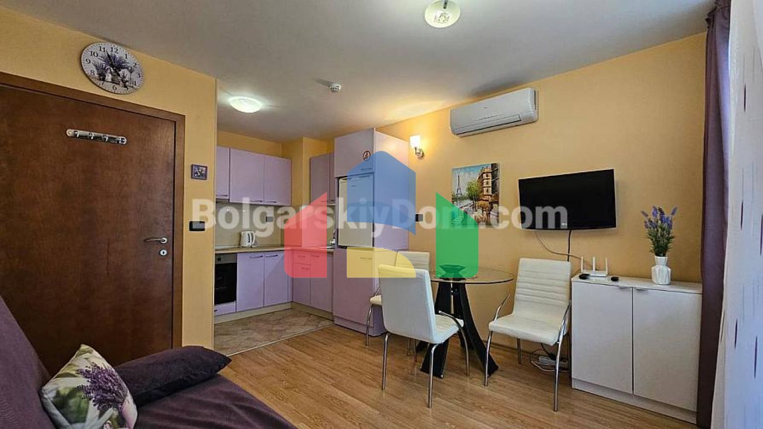 Двухкомнатная квартира в Райский Сад