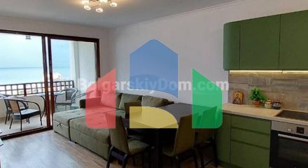 Трехкомнатная квартира в Арена 1