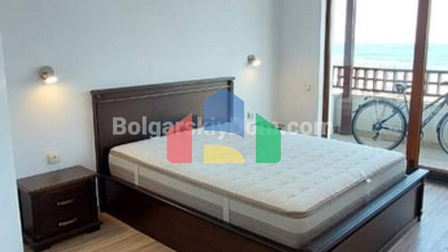 Трехкомнатная квартира в Арена 1