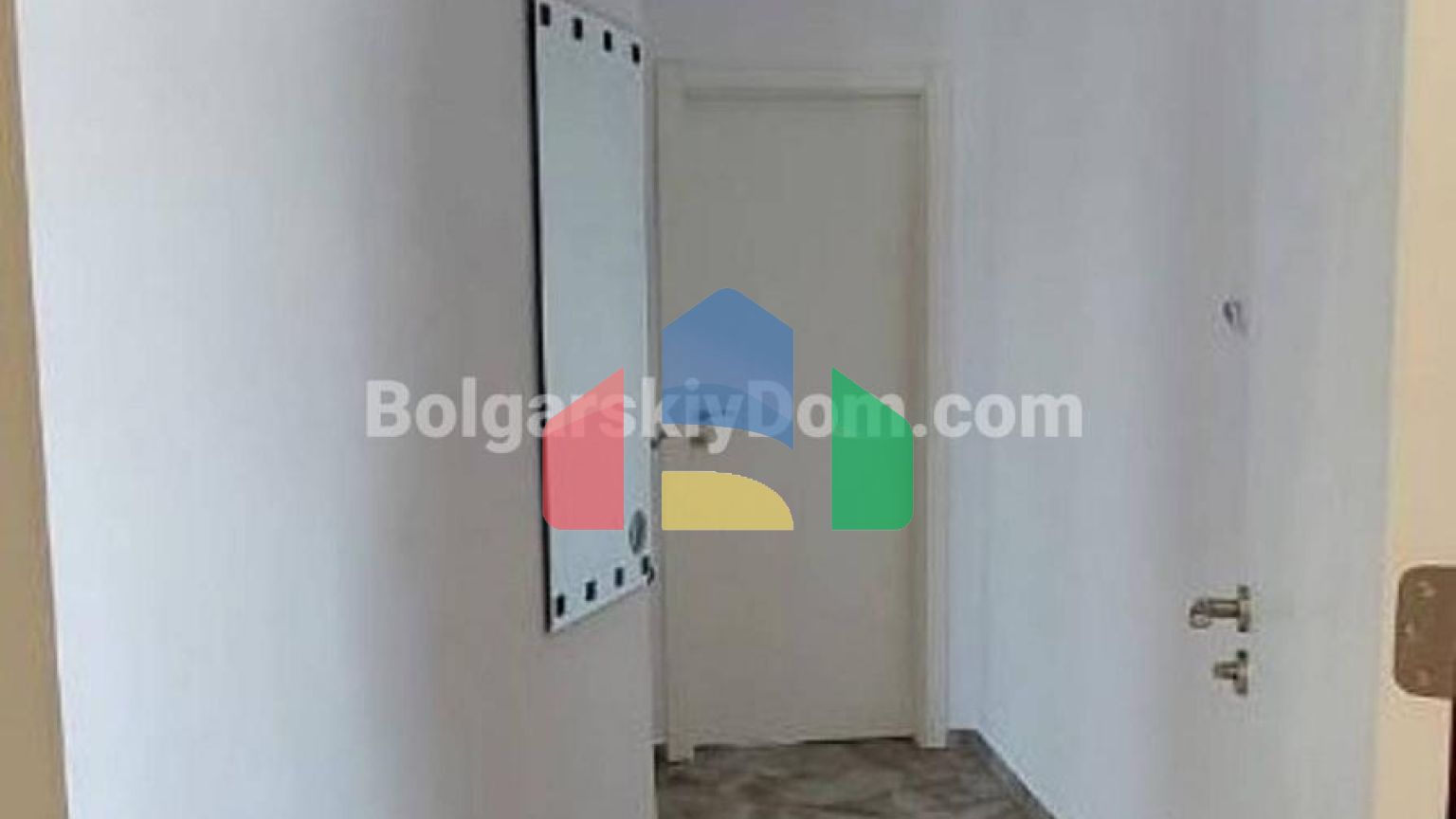 Трехкомнатная квартира в Арена 1