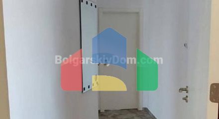 Трехкомнатная квартира в Арена 1