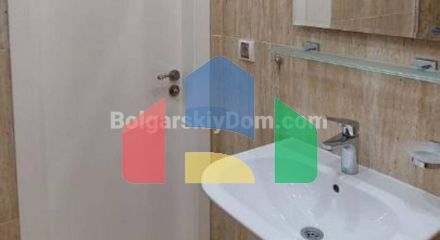 Трехкомнатная квартира в Арена 1