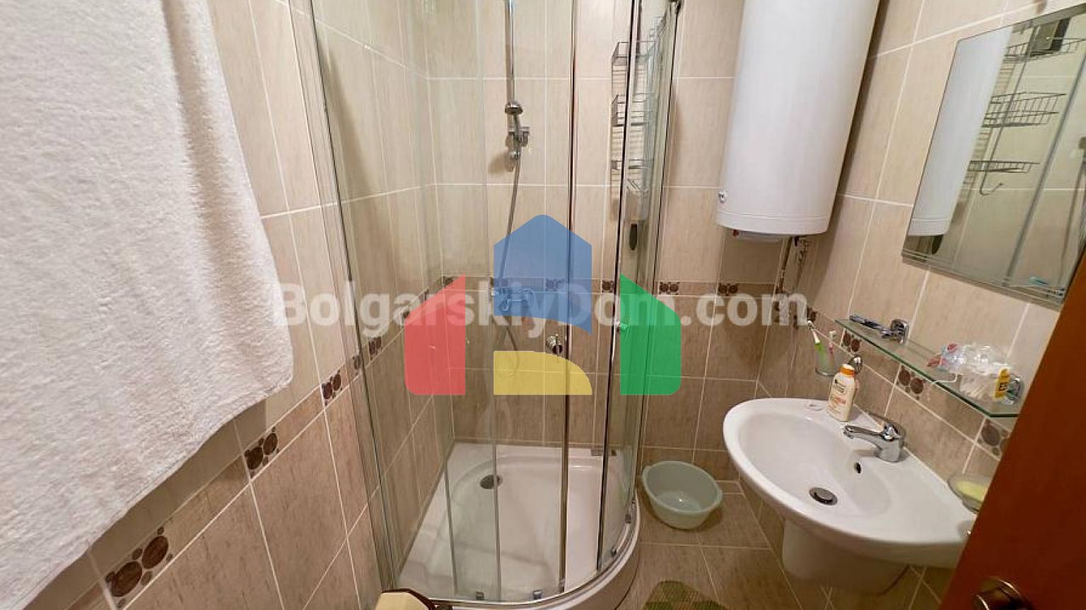 Четырехкомнатная квартира в Антония