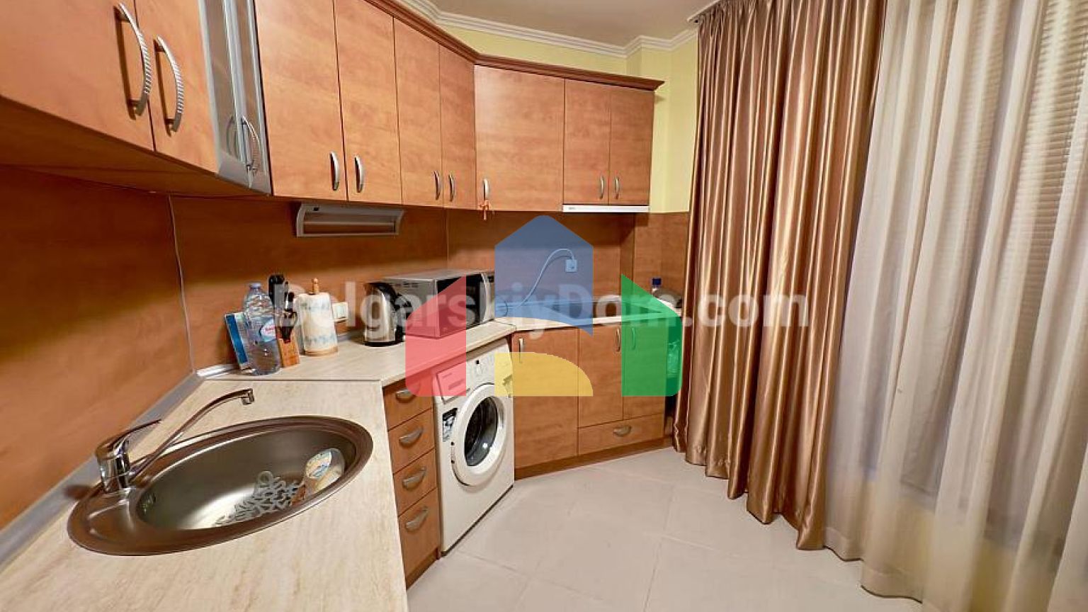 Четырехкомнатная квартира в Антония