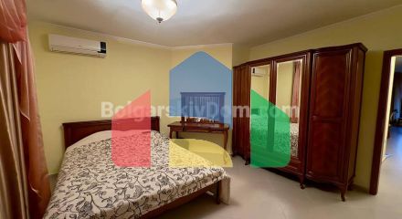 Четырехкомнатная квартира в Антония