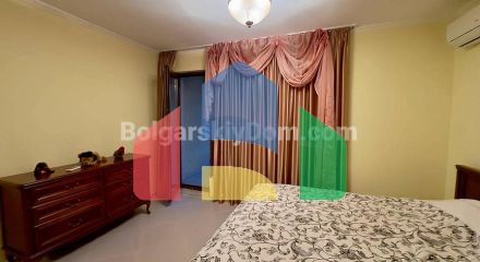 Четырехкомнатная квартира в Антония